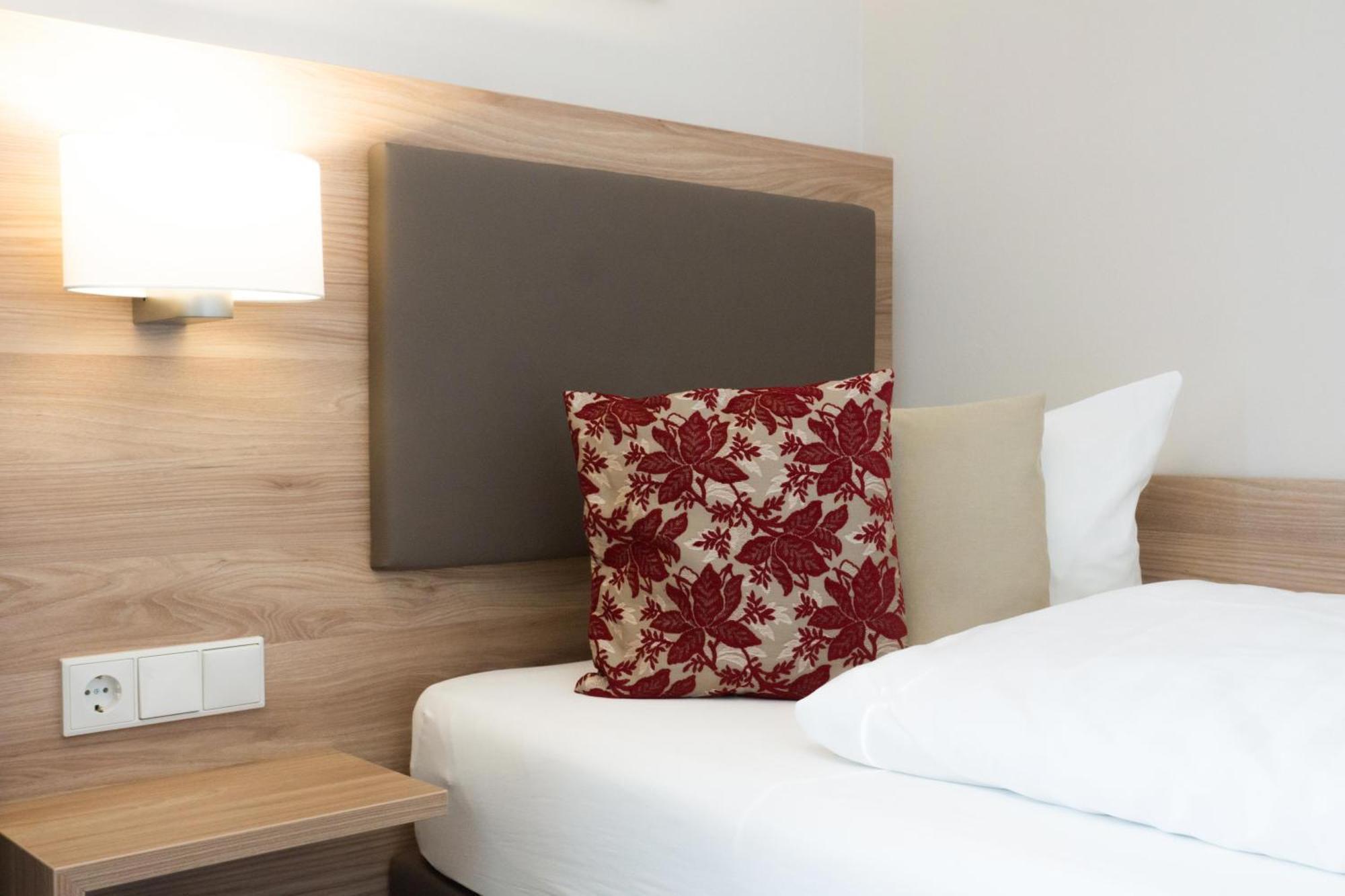 Hotel Loehr Baden-Baden Szoba fotó
